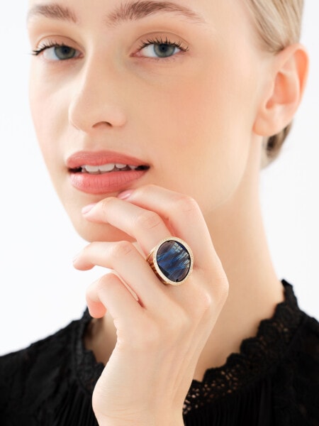 Zlatý prsten se zirkony