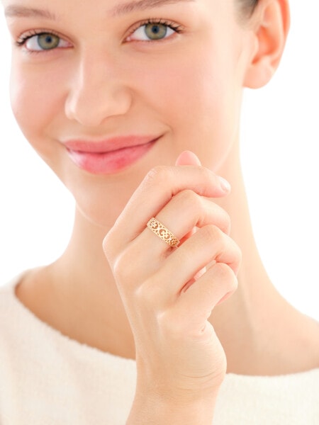 9 K Yellow Gold Band Ring with Cubic Zirconia