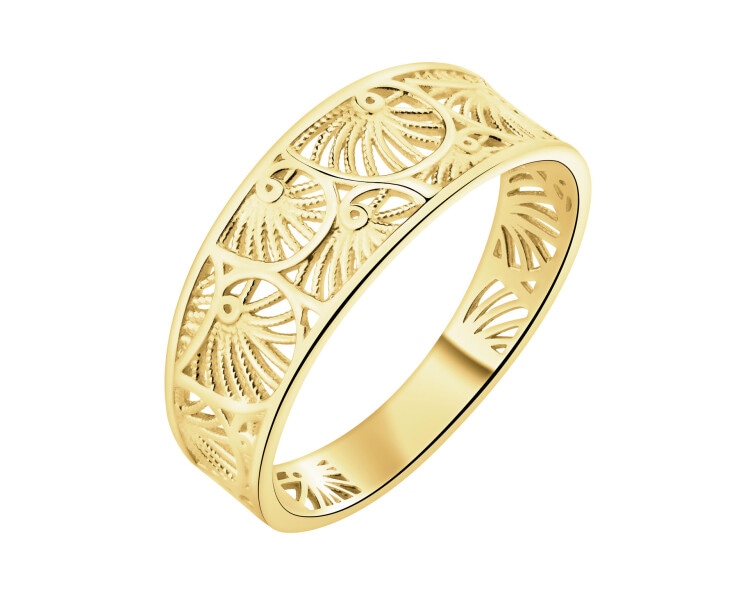 14 K Yellow Gold Band Ring