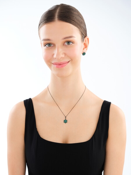 Zawieszka srebrna z cyrkoniami - rozeta