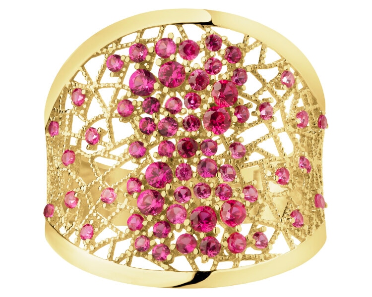 Złoty pierścionek z cyrkoniami