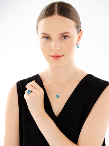 Rhodium Plated Silver Pendant with Cubic Zirconia