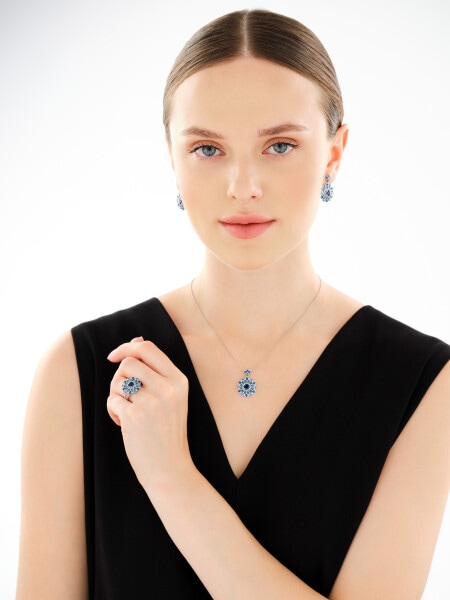 Rhodium Plated Silver Pendant with Cubic Zirconia