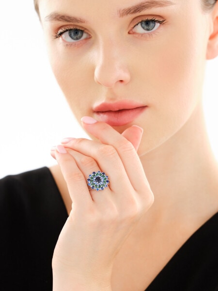 Pierścionek srebrny - rozeta