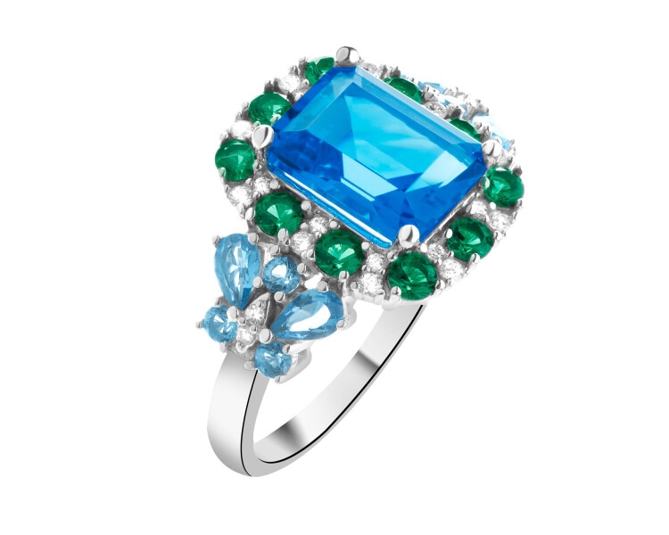 Stříbrný prsten se zirkony