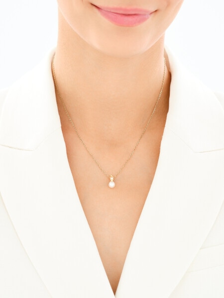 14 K Yellow Gold Set with Pearl