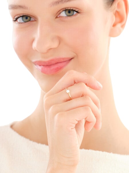 14 K Yellow Gold Ring with Cubic Zirconia