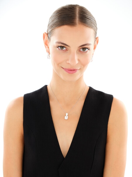 Rhodium Plated Silver Pendant with Cubic Zirconia