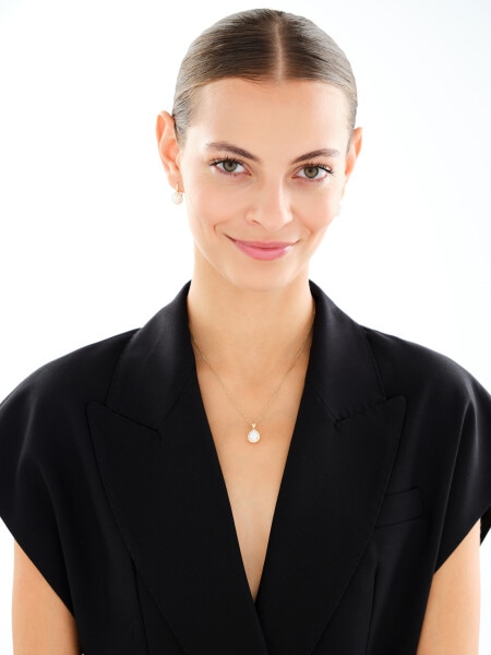 14 K Yellow Gold Dangling Earring