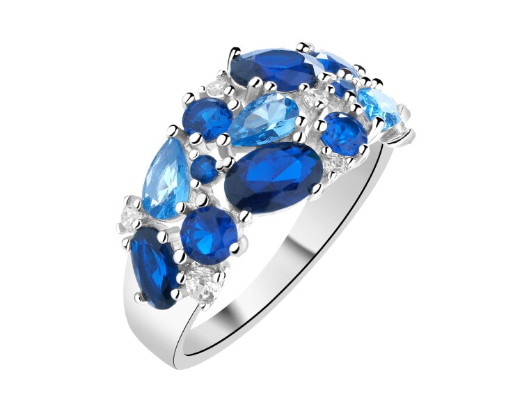 Stříbrný prsten se zirkony