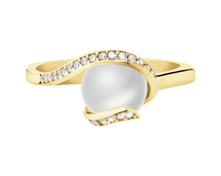 8 K Yellow Gold Ring with Pearl