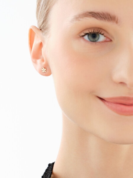 8 K Yellow Gold Earrings