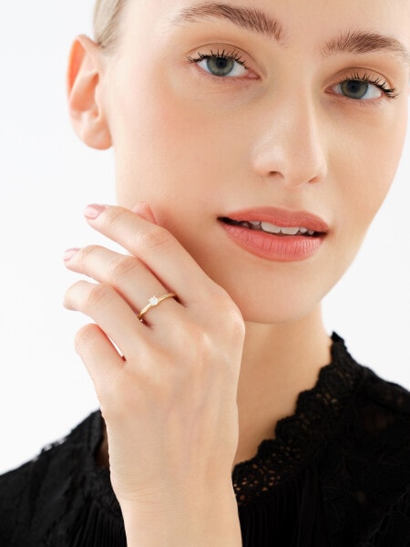 14 K Yellow Gold Ring with Cubic Zirconia