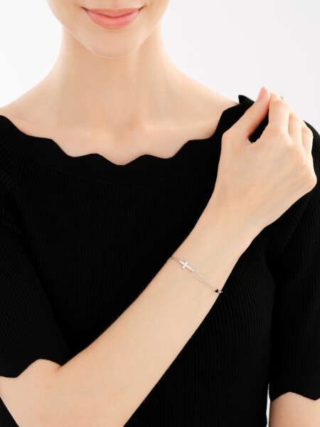 Bransoletka srebrna z cyrkoniami i szlifowanym szkłem - krzyż