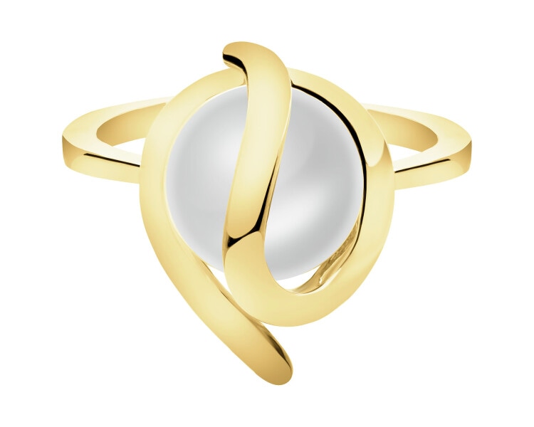 8 K Yellow Gold Ring with Pearl