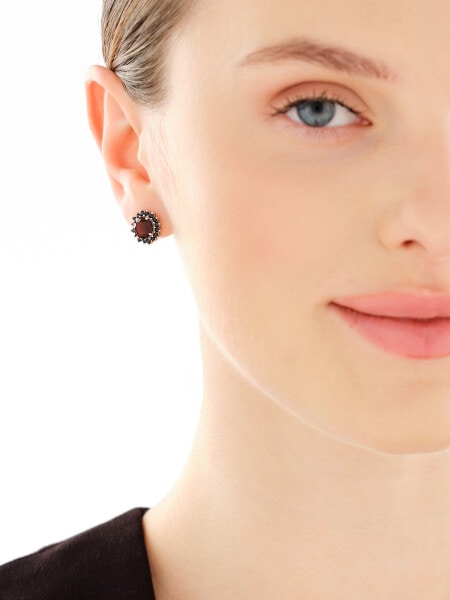 Stříbrné náušnice se zirkony a broušeným sklem