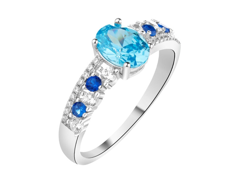 Stříbrný prsten se zirkony