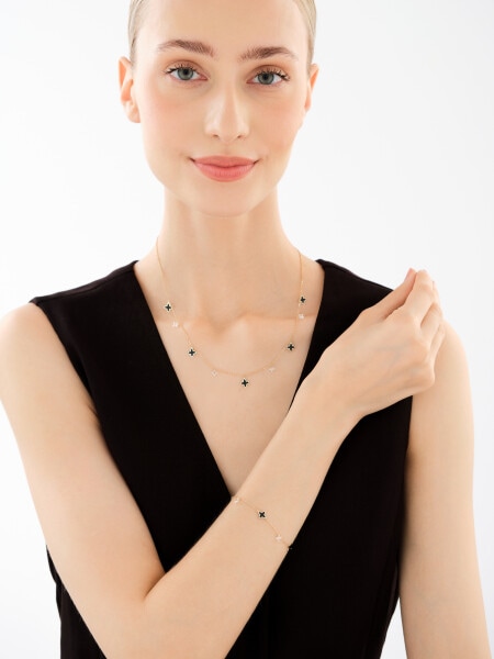 9 K Yellow Gold Necklace with Synthetic Onyx