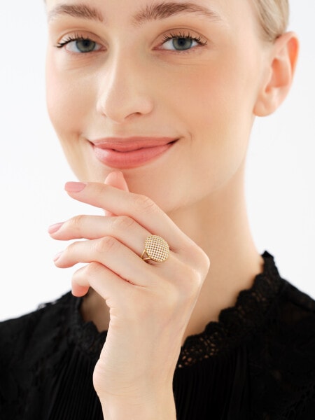 8 K Yellow Gold Ring with Cubic Zirconia