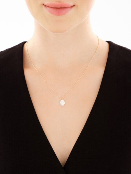 9 K Yellow Gold Necklace with Mother Of Pearl