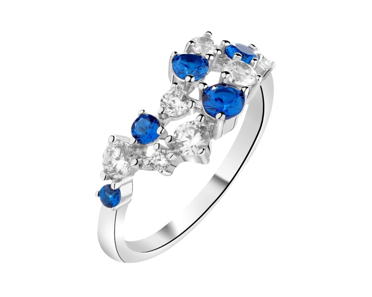 Stříbrný prsten se zirkony