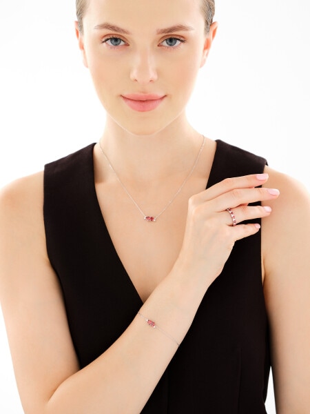 Stříbrný náramek se zirkony - srdce