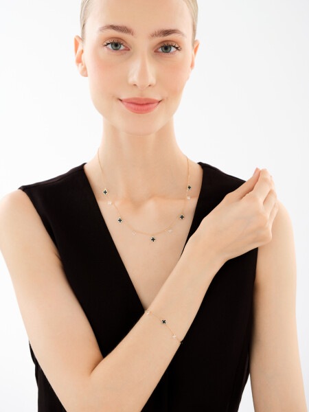 9 K Yellow Gold Bracelet with Synthetic Onyx