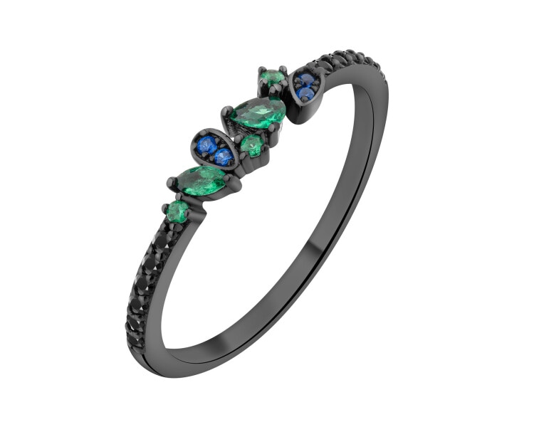 Stříbrný prsten se zirkony