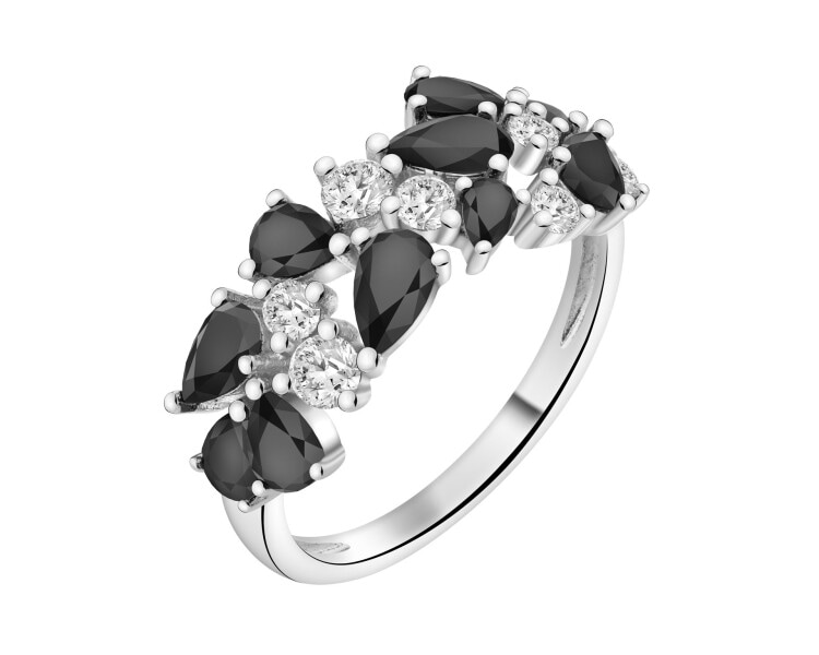 Stříbrný prsten se zirkony