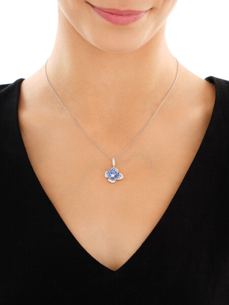 Zawieszka srebrna z cyrkoniami - kwiat