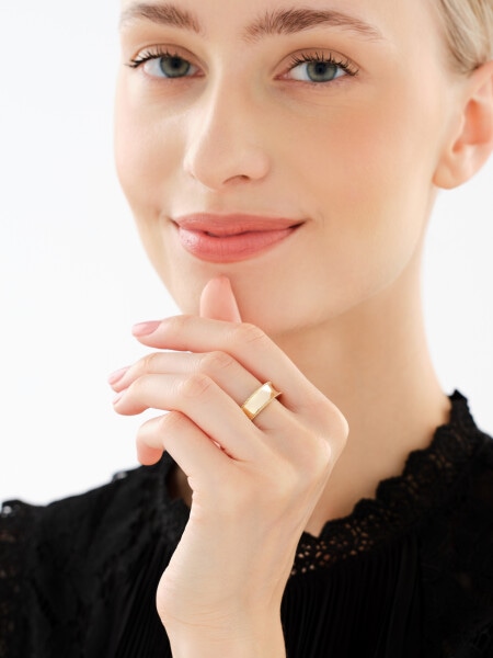 Złoty pierścionek