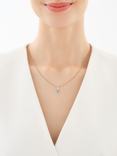 Złota zawieszka z cyrkoniami