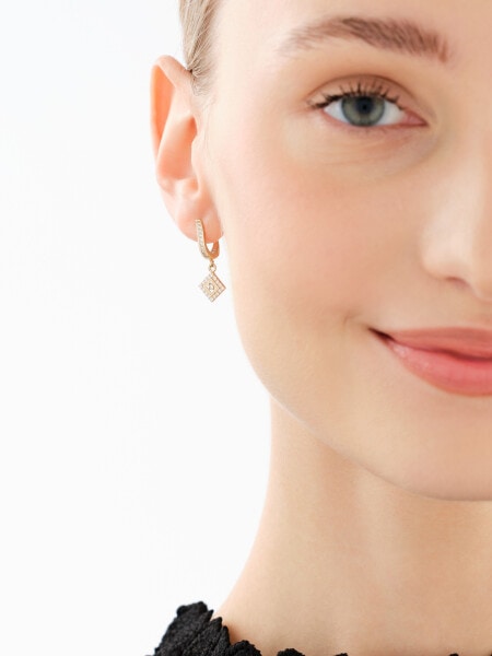 Złote kolczyki z cyrkoniami