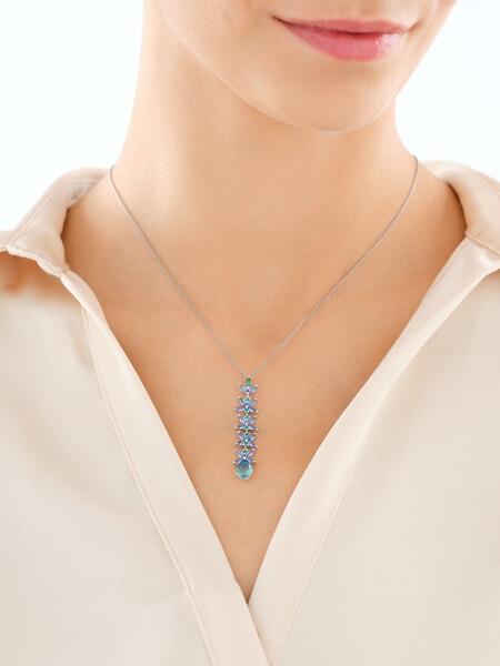 Stříbrný přívěsek se zirkony a broušným sklem