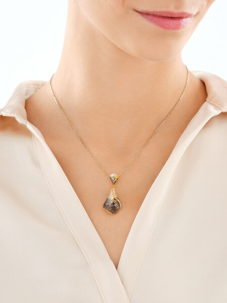 Stříbrný přívěsek se zirkony