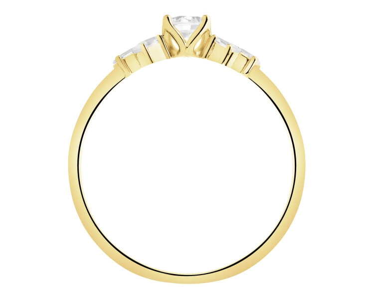 Złoty pierścionek z cyrkoniami