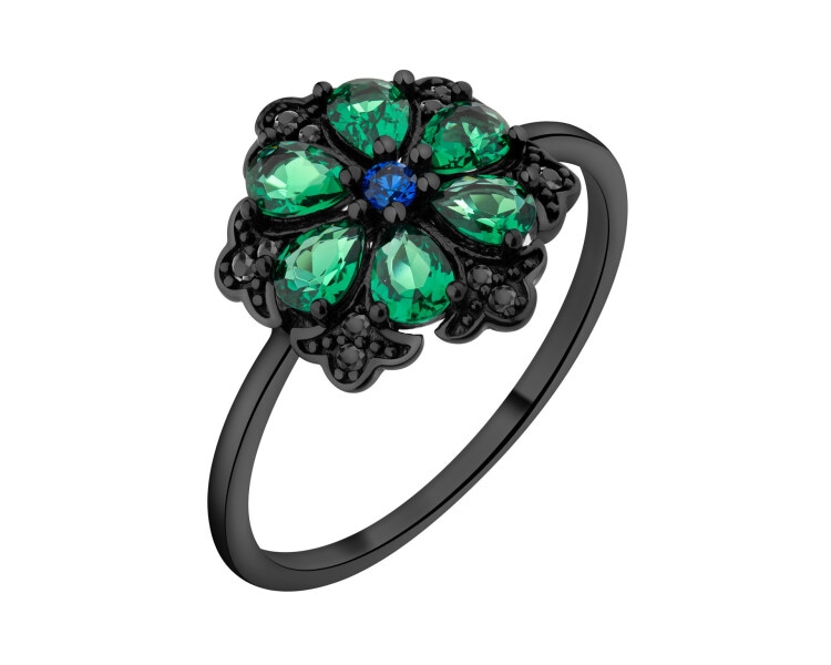 Stříbrný prsten se zirkony