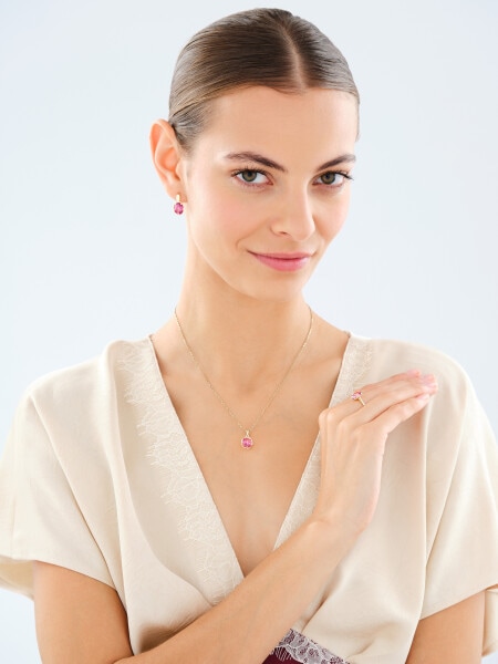 Złote kolczyki z topazami