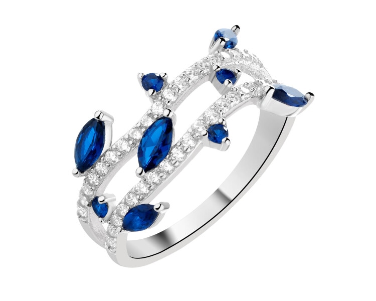 Stříbrný prsten se zirkony