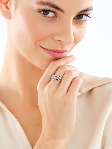 Stříbrný prsten se zirkony