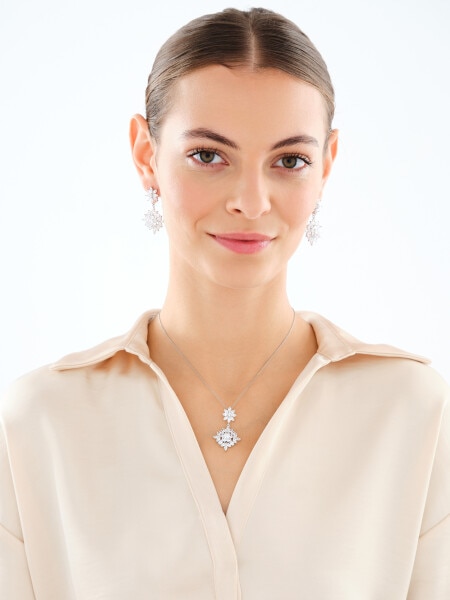 Stříbrné náušnice se zirkony