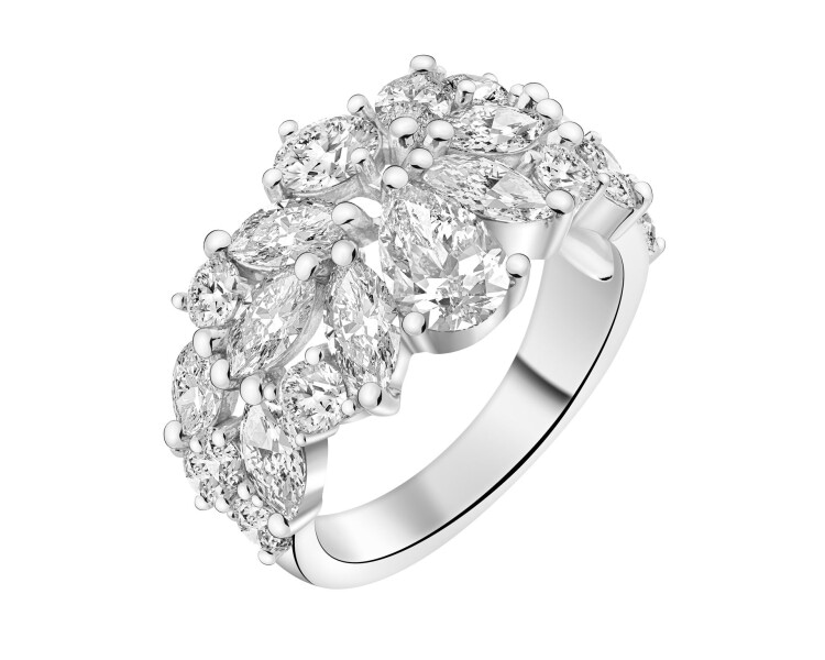 Stříbrný prsten se zirkony