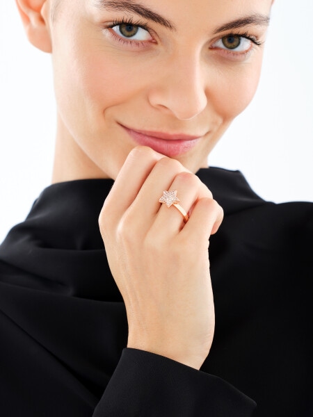 Pierścionek z mosiądzu pozłacany z cyrkoniami - gwiazda