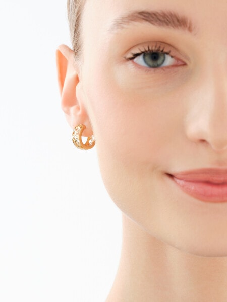 9 K Yellow Gold Earrings 