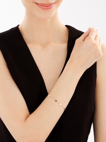 14 K Yellow Gold Bracelet with Mother Of Pearl