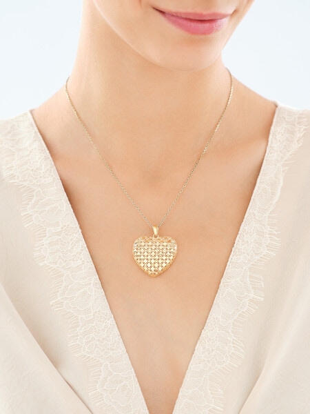 9 K Yellow Gold Pendant 