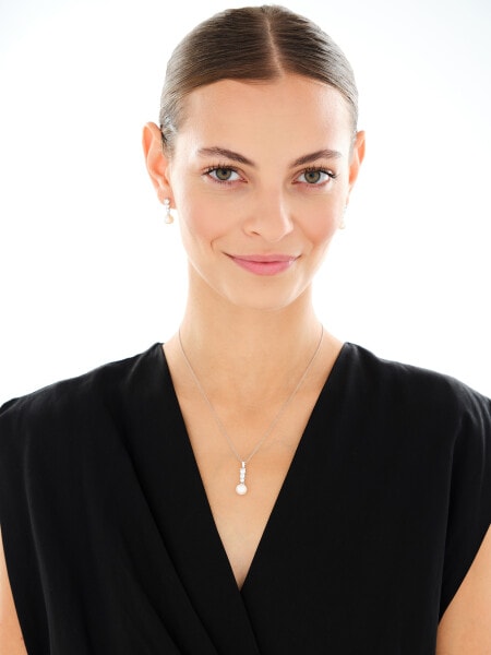 Rhodium Plated Silver Pendant with Pearl