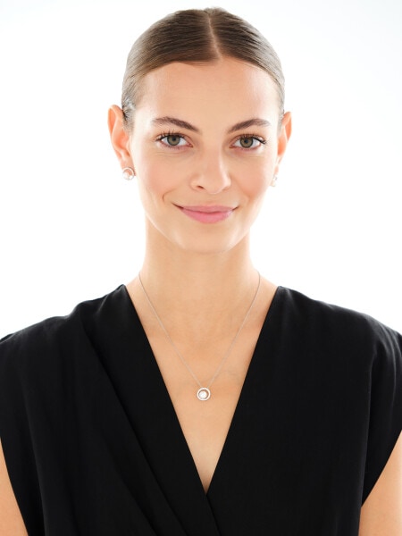 Rhodium Plated Silver Pendant with Pearl