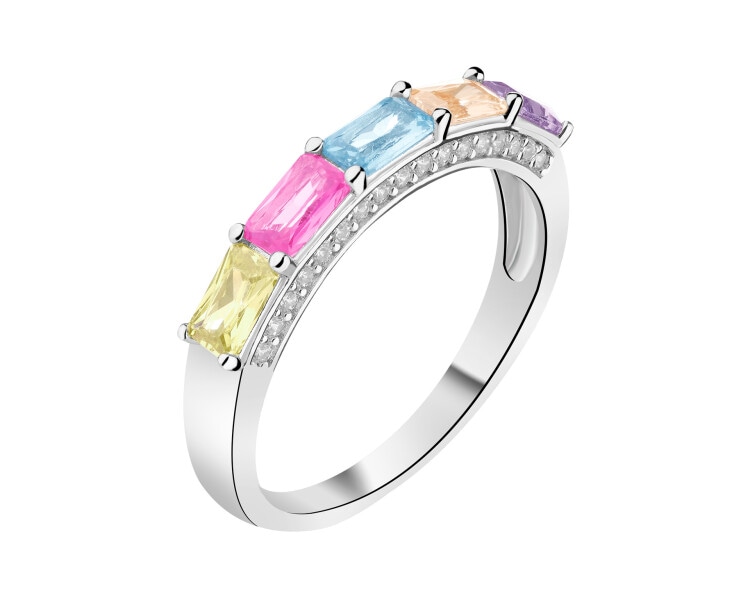 Stříbrný prsten se zirkony