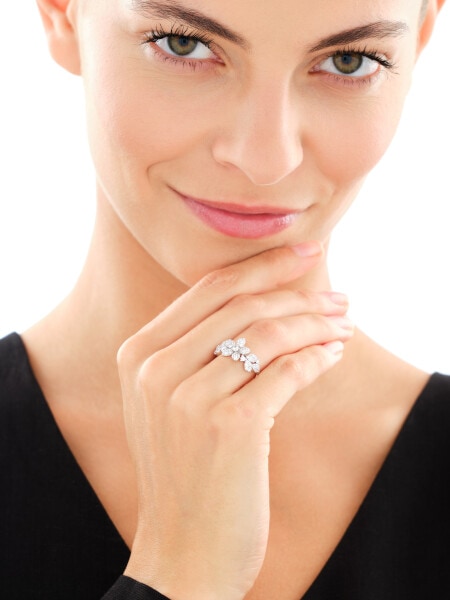 Pierścionek srebrny z cyrkoniami - kwiat